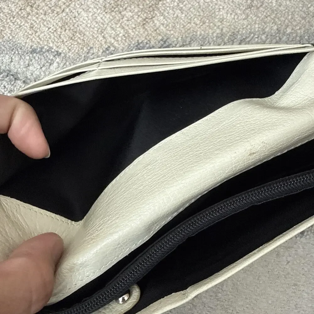 Bosca Soft Leather Womens Long Wallet Black And Cream 7.5 X 4”